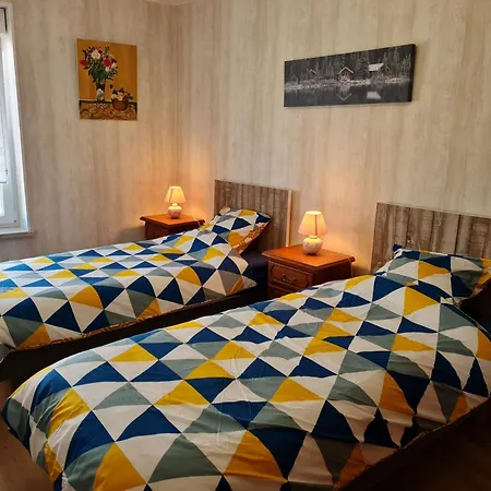 Holiday home Chaleureux Sur Ferme En Activité Près De Nancy, Idéal Balades Et Proche Commerces - Fr-1-584-181 *