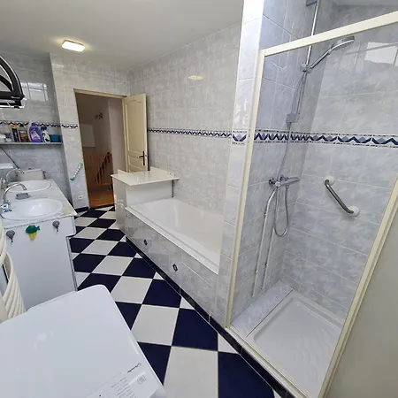 Chaleureux Sur Ferme En Activité Près De Nancy, Idéal Balades Et Proche Commerces - Fr-1-584-181 Holiday home