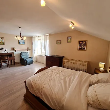 Chaleureux Sur Ferme En Activité Près De Nancy, Idéal Balades Et Proche Commerces - Fr-1-584-181 Holiday home *